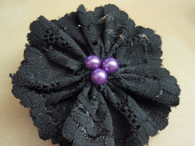 Lace flower barrette 10404252724e25d4a078a49p7191683