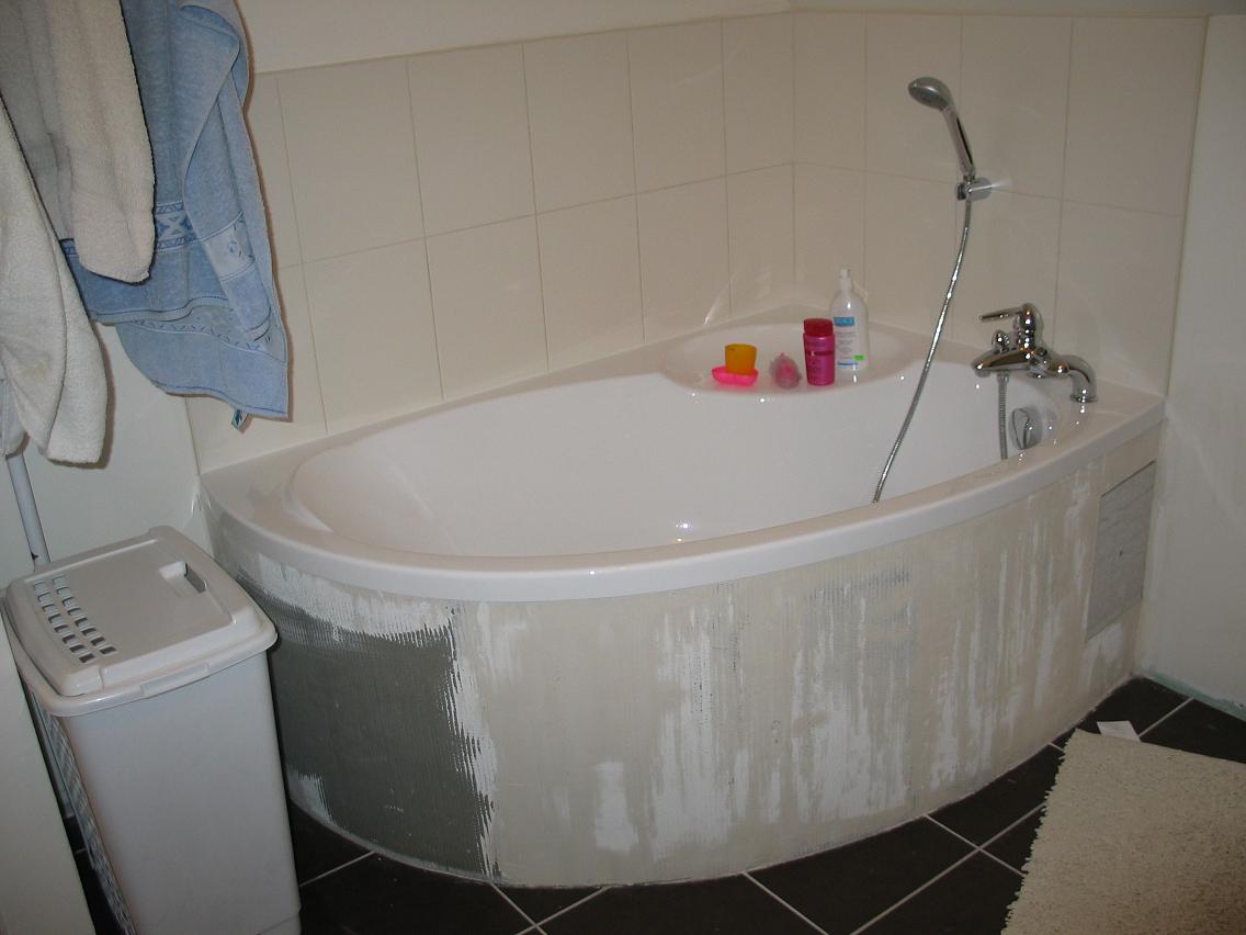 Comment habiller une baignoire d'angle? 34 messages